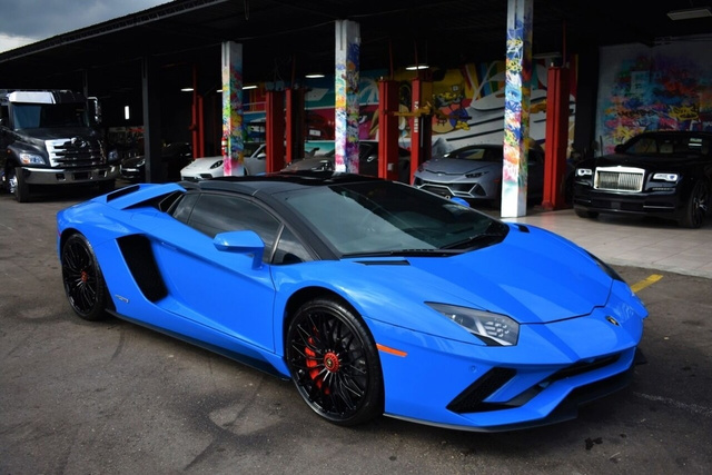 Used Lamborghini Aventador S Roadster 2D Other For Sale And Auction |  Zhwuv4Zd4Jla07642